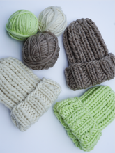 Load image into Gallery viewer, Zelda Super Chunky Beanie
